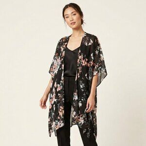 Chic Black Floral Kimono